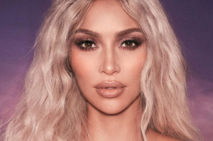 What Kim Kardashian's actual skin looks like 